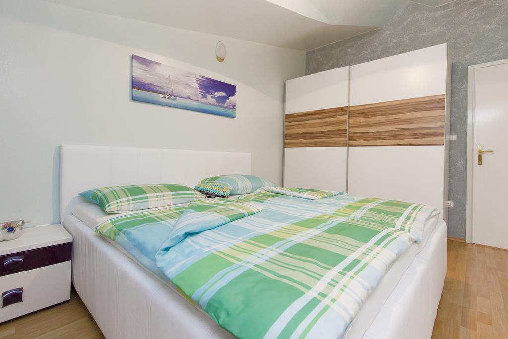 Apartments Maky & Dino Vodice Rom bilde