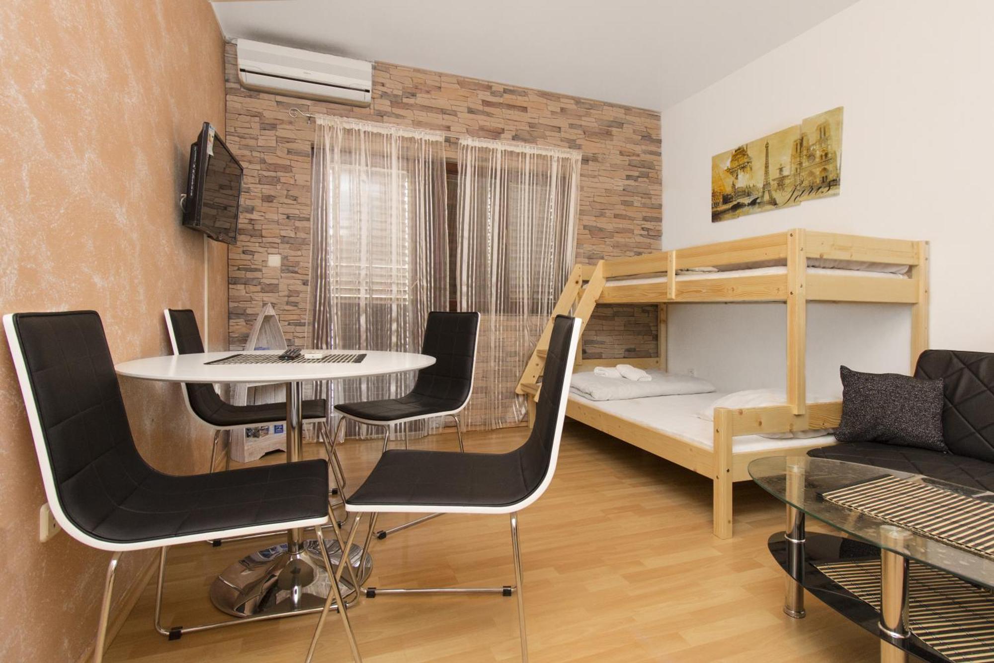 Apartments Maky & Dino Vodice Rom bilde