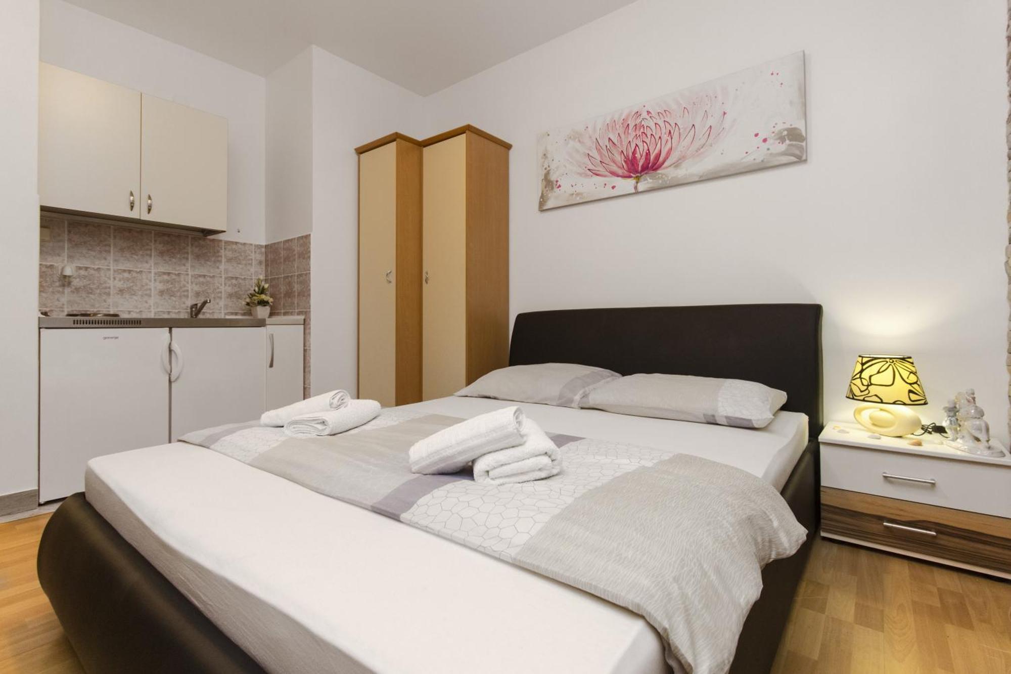 Apartments Maky & Dino Vodice Rom bilde